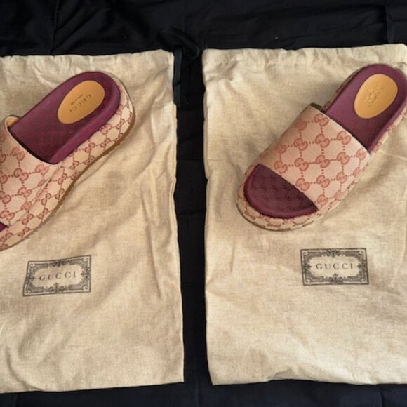 GUCCI CANVAS PRINTED SLIDES- BURGENDY / TAN - Picture 5 of 6